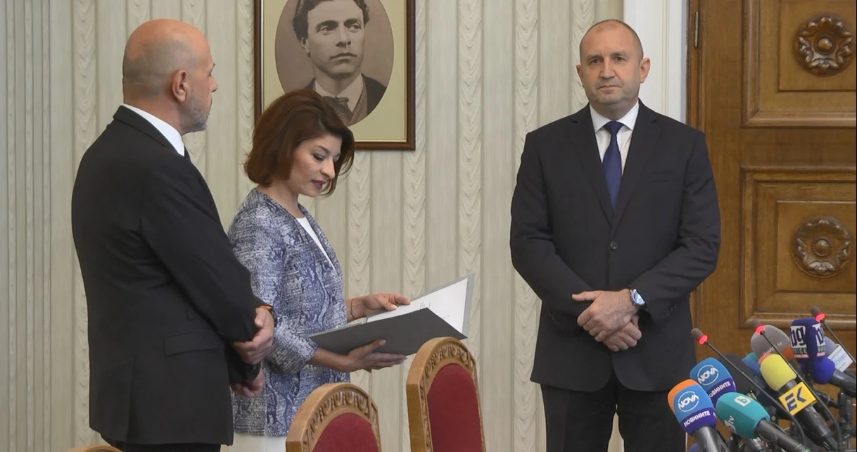 ГЕРБ върна мандата на президента: Какво следва? (ВИДЕО)