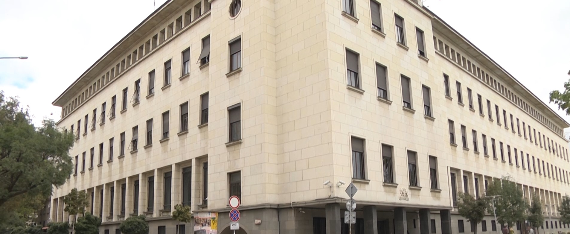 ОБЕКТИВНО: ПАРТИИ НА ПРИЦЕЛ: Оказват ли частните банки натиск върху малките формации? (ВИДЕО)