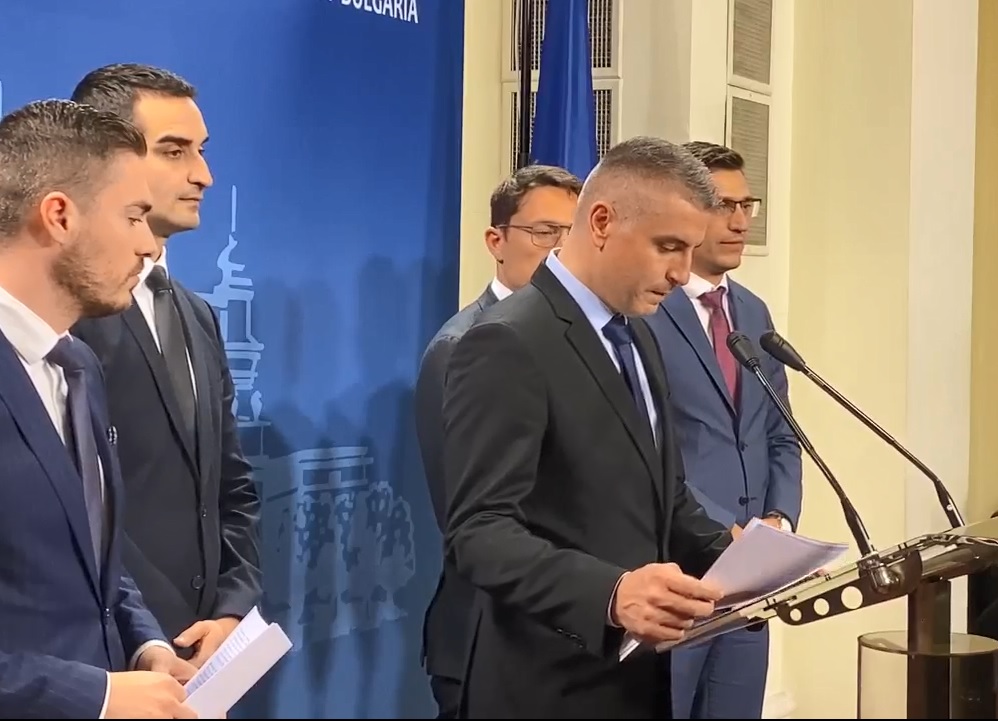 Радослав Рибарски: Входирахме проект на решение за разсрочване на ангажиментите за декарбонизация