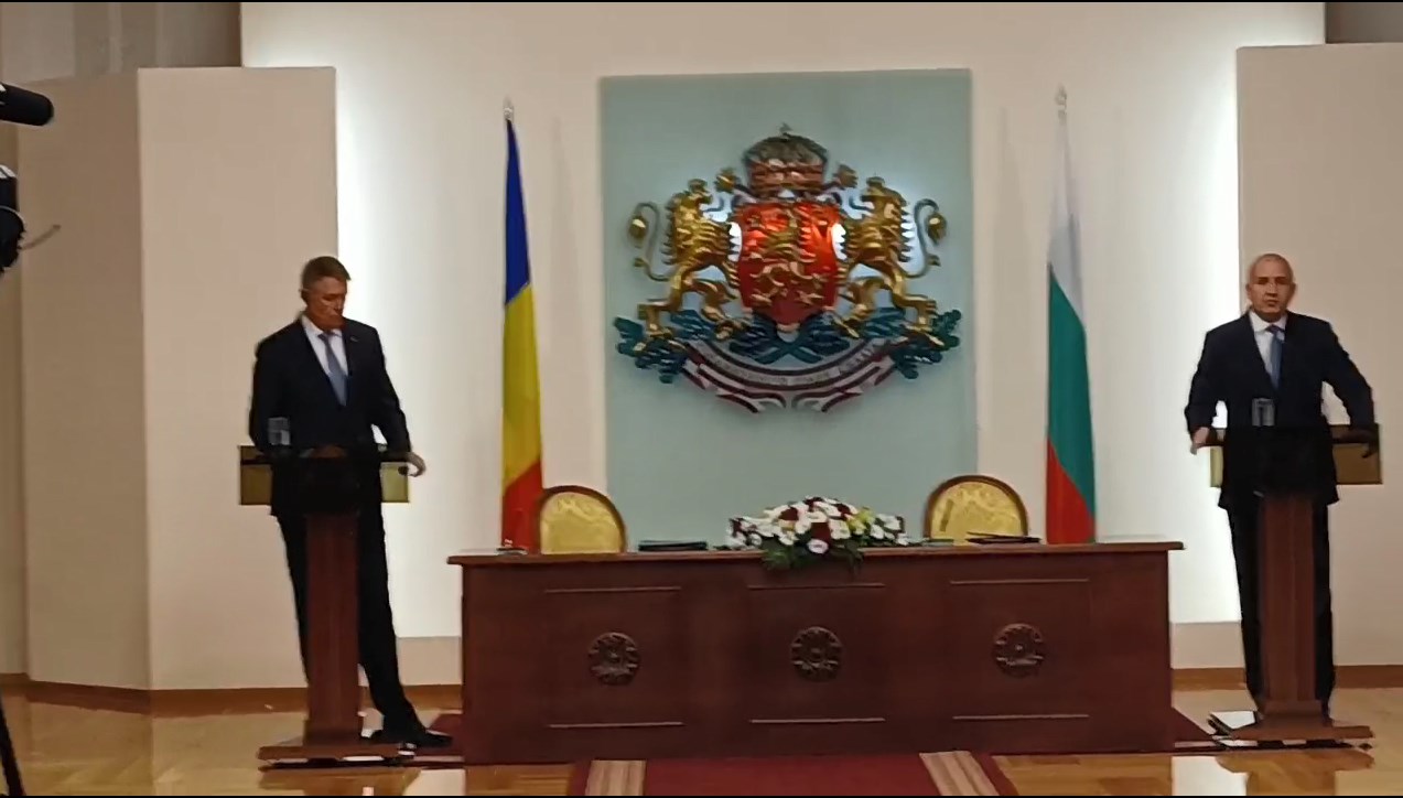 Радев след срещата с Йоханис: Общата ни цел с Румъния е Шенген (ВИДЕО)