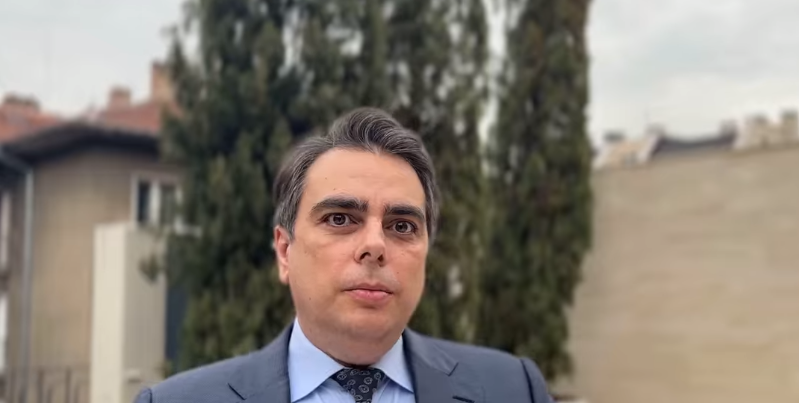 РЕАКЦИЯ: Асен Василев с коментар за доклада на финансовото министерство (ВИДЕО)