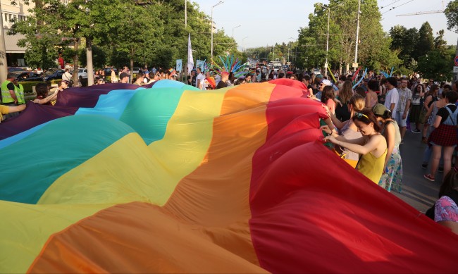 Столична община ще подпомага през проекти организациите, които провеждат София Прайд