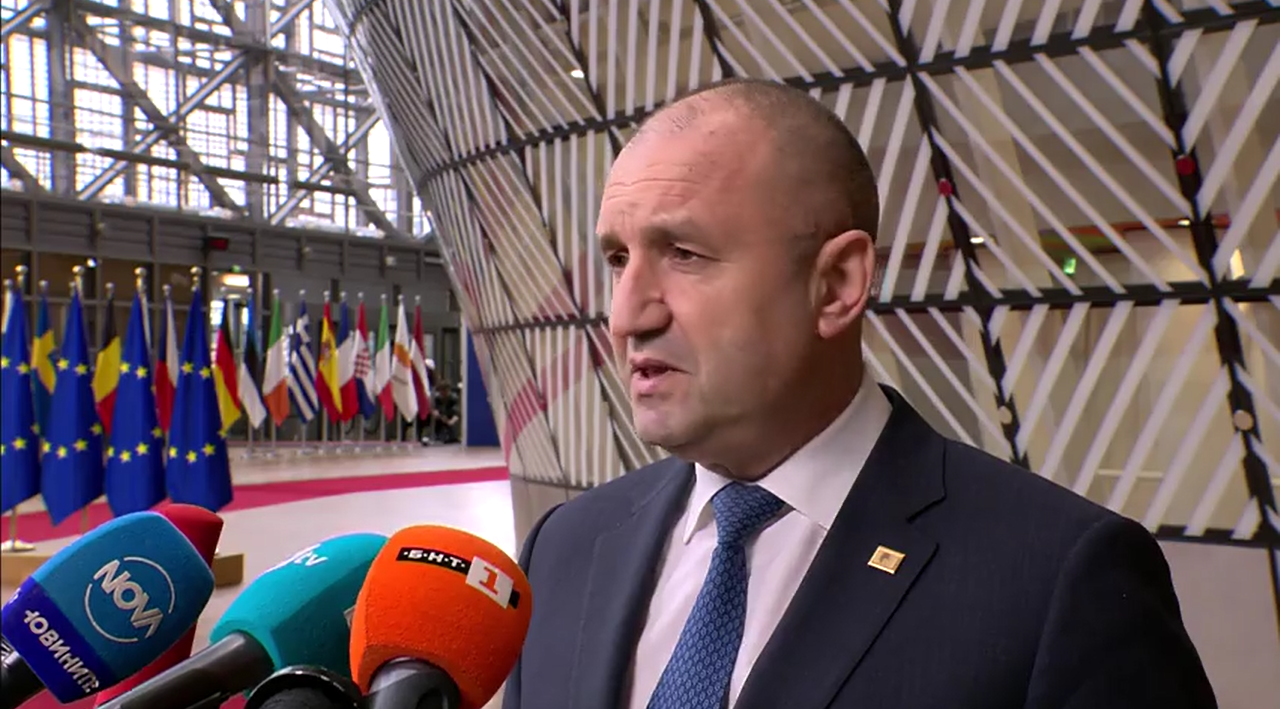 Радев: Заедно с ЕК ще работим за повече инвестиции в нашата военно отбранителна индустрия