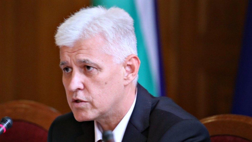 Стоянов: Към момента няма риск от използване на ядрено оръжие