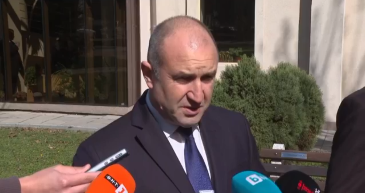 Радев: Костов явно е забравил Конституцията, но ние не сме забравили, че по негово време България бе разпродадена