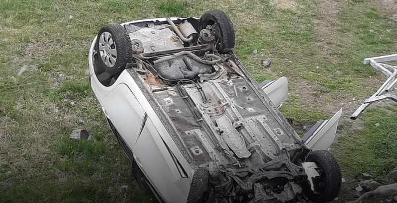 Съпрузи оцеляха след като колата им падна от мост в столичния квартал Филиповци