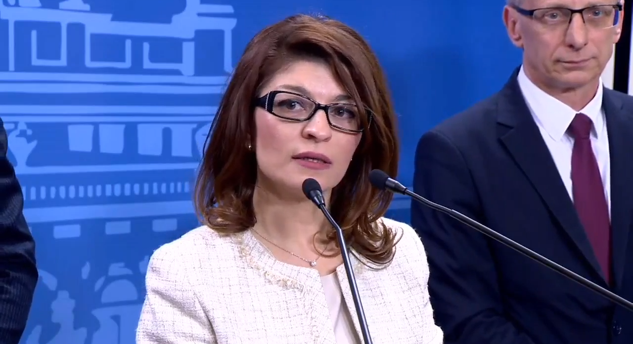 Десислава Атанасова: С колегите от ПП-ДБ заедно изработваме законодателна програма