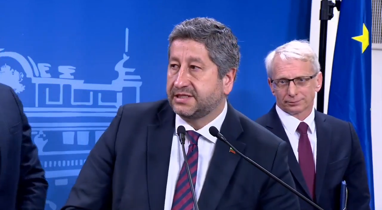 Христо Иванов: Това, че между ГЕРБ и ПП-ДБ има съвпадение по политики, не е никаква новина