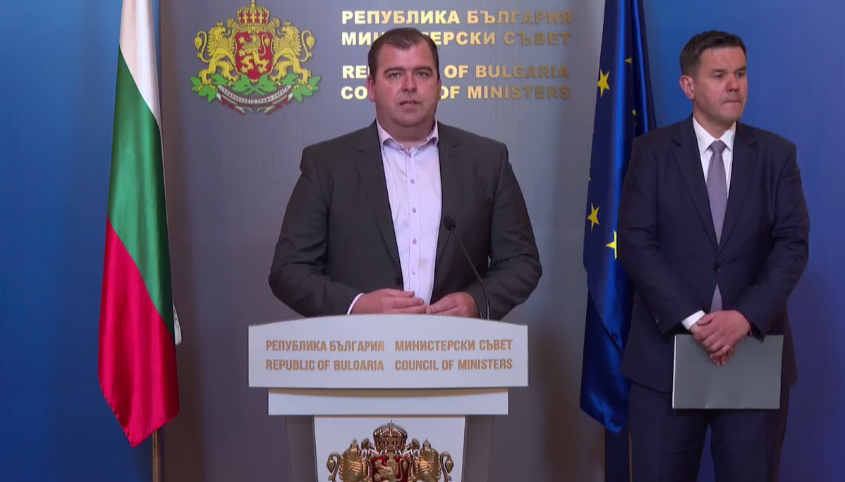 ОФИЦИАЛНО: България спира вноса на украинско зърно и храни от 24 април (ВИДЕО)