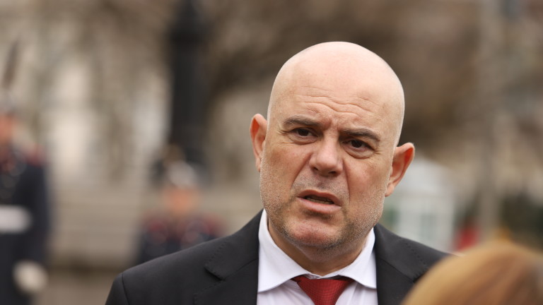 НА ЖИВО: Започна заседанието на Пленума на ВСС (ВИДЕО)