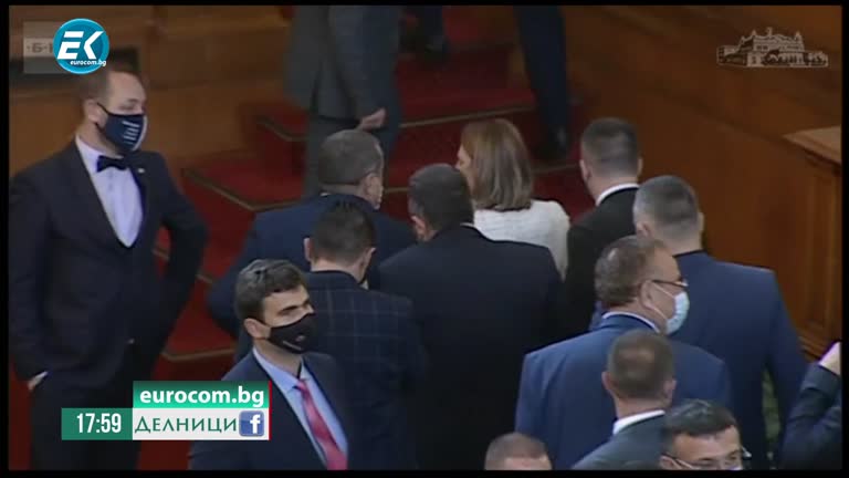 05-05-2021 Георги Атанасов, журналист с коментар за скандалите в парламента ЧАСТ 2